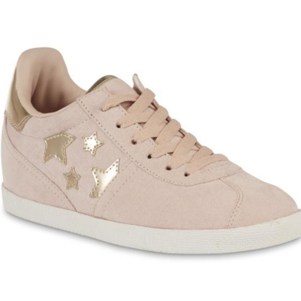 COPY - Womens  SNEAKERS Sz  8 Médium  width.